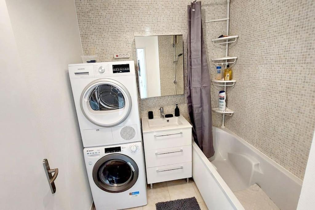Cosy Home 2, 2 Chambres, 6 Personnes, 3 Min Gare, Parking แซร์ฌี ภายนอก รูปภาพ