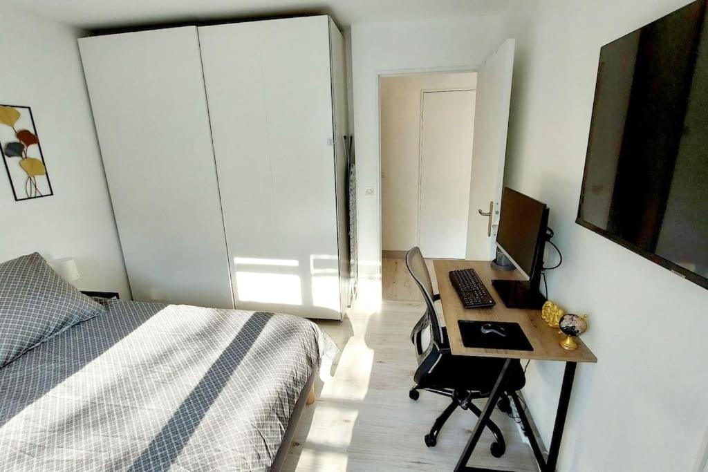 Cosy Home 2, 2 Chambres, 6 Personnes, 3 Min Gare, Parking แซร์ฌี ภายนอก รูปภาพ